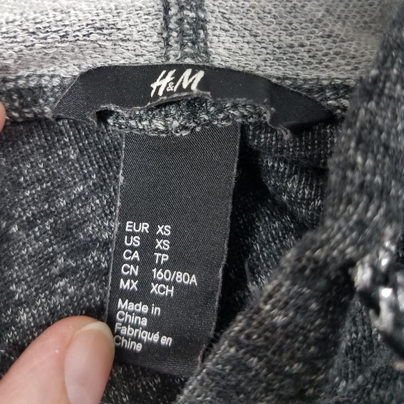 H&M Dark Gray Pullover Sweater - Picture 5 of 6